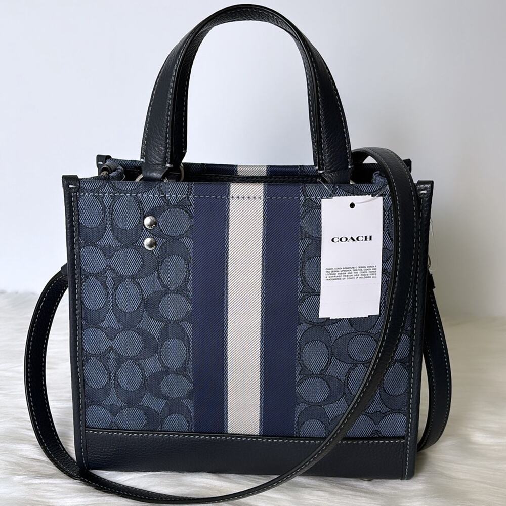 NWT Coach Dempsey Tote Bag 22 In Signature Jacquard With Stripe And Coach Patch - Picture 10 of 13